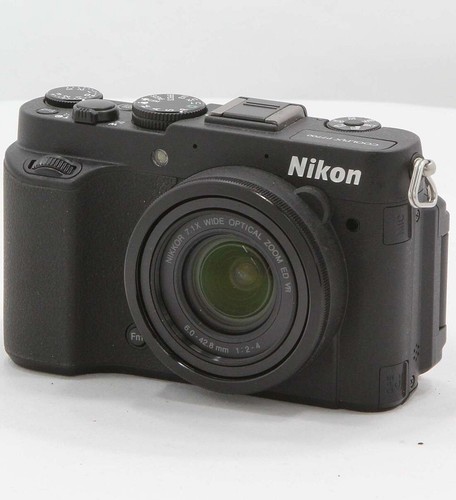 ★ジャンク★Nikon COOLPIX P7700 カメラ本体 ☆ジャンク☆Nikon COOLPIX P7700 カメラ本体