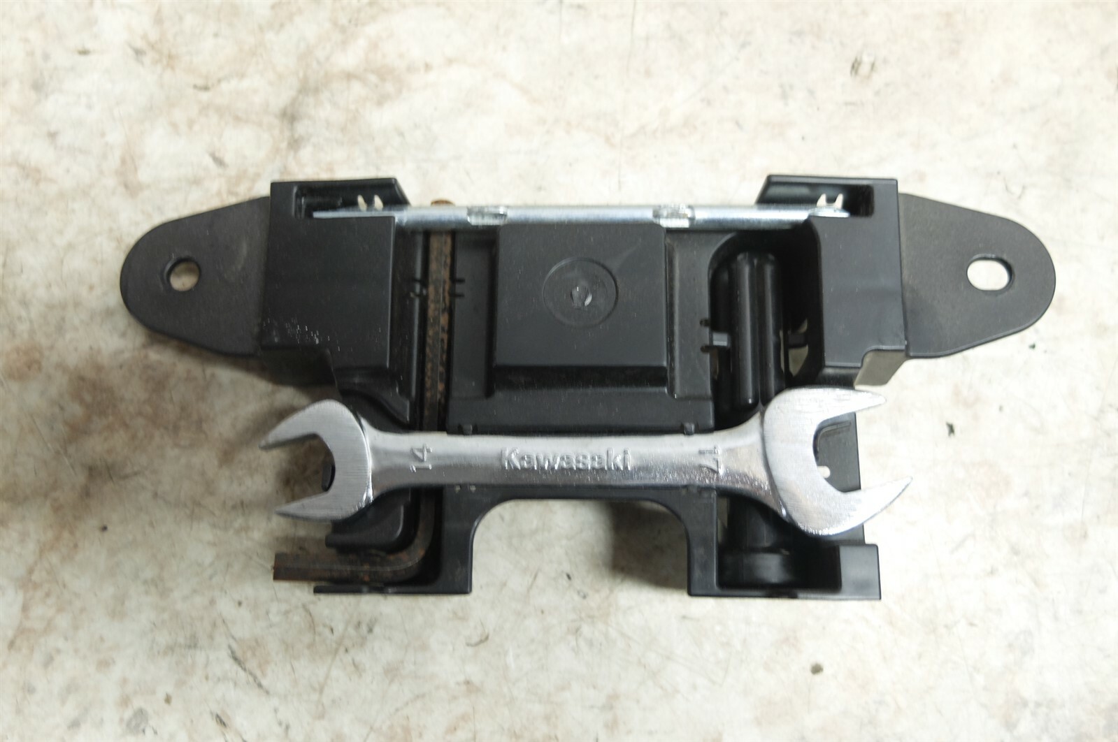 REVI 3点セット KAWASAKI Genuine NINJA ZX 6R 9R ZZR600 Right Footpeg Bracket