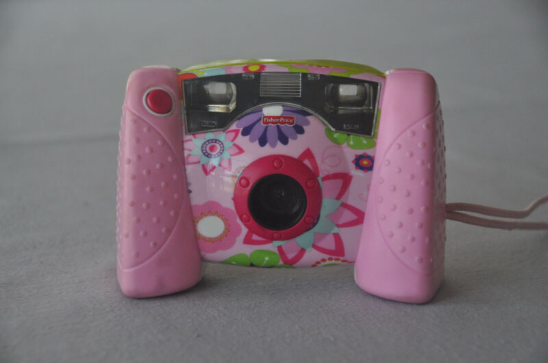 Fisher Price Kid Tough Digital Camera (2007), Pink/Green
