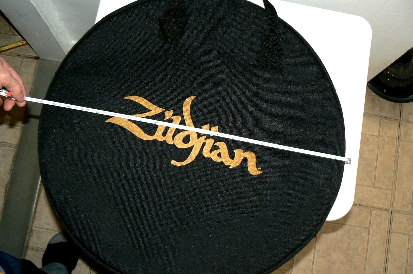 ZILDJIAN CYMBAL 21'' CARRYING SOFT CASE.