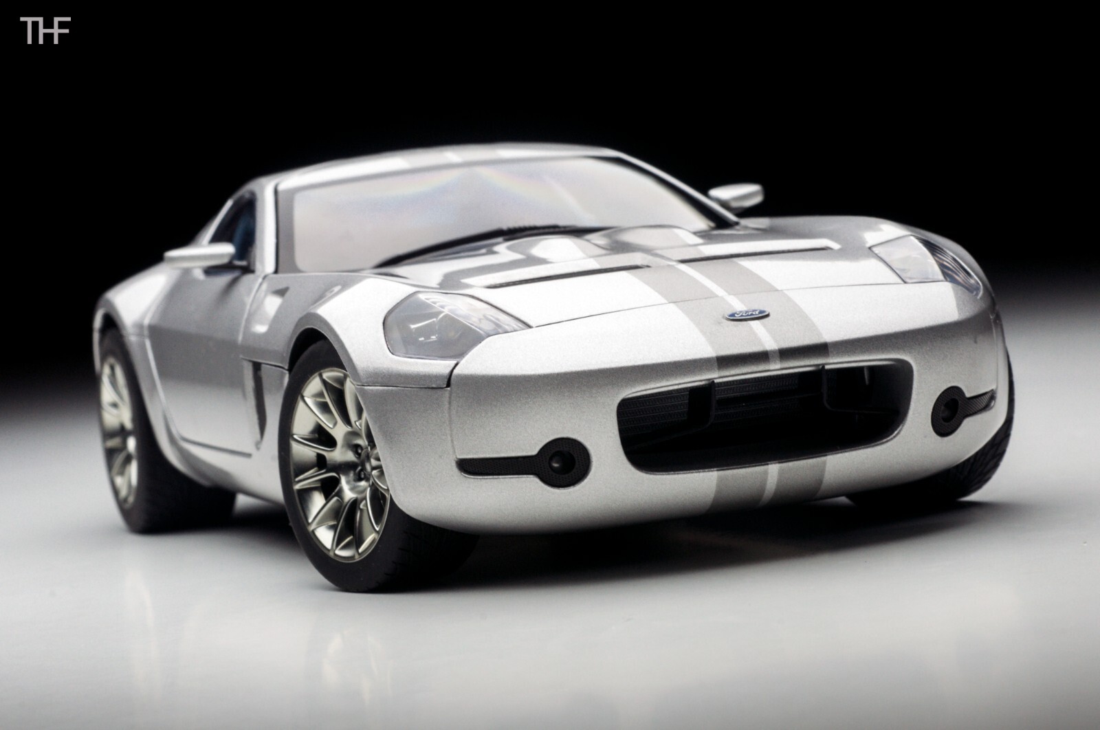 1⁄18 オートアート 73073 フォード シェルビー GR-1 コンセプト ガーズ