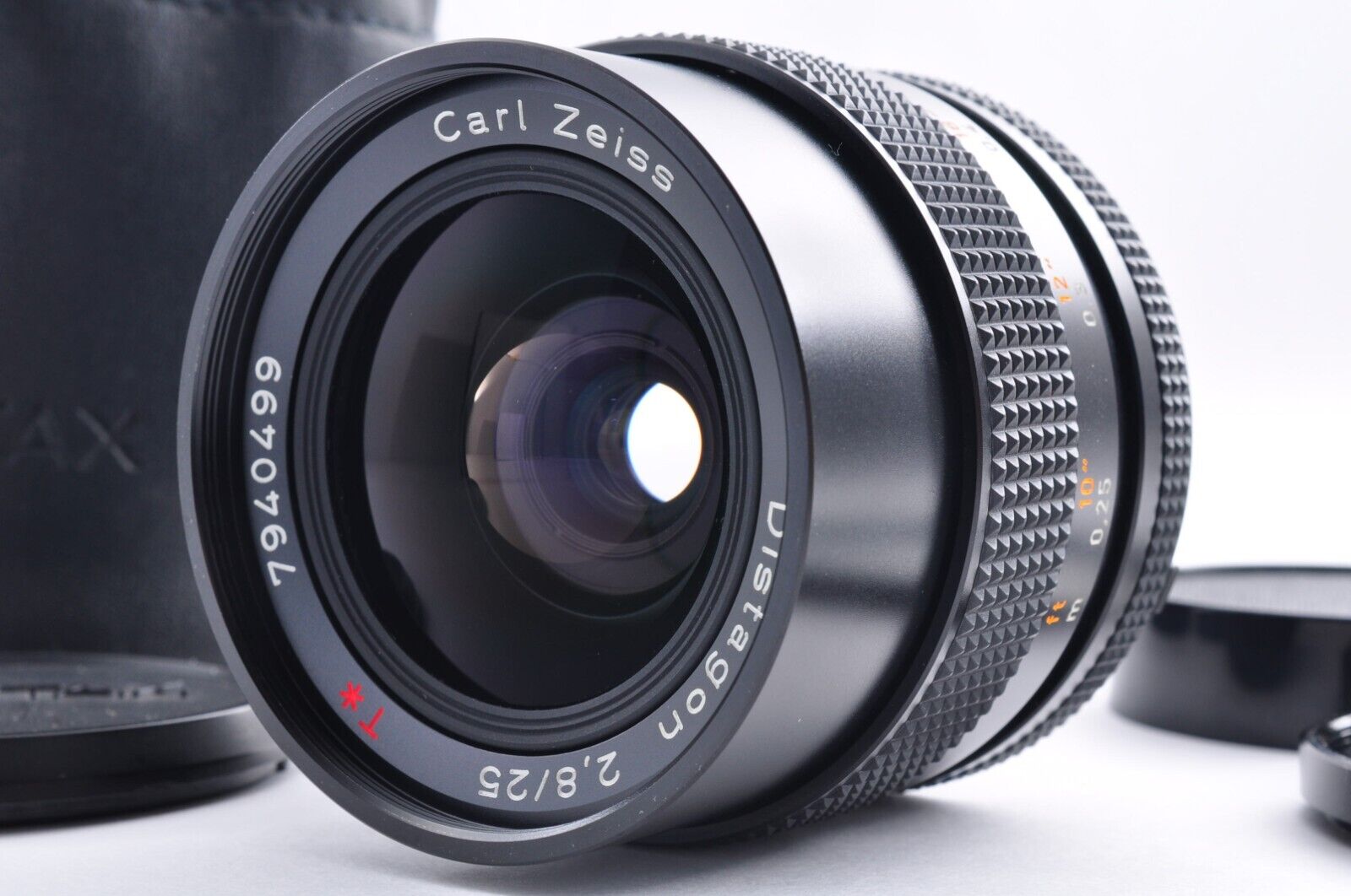 CONTAX Carl Zeiss Distagon T* 35mm f1.4 MMJ with Metal Hood CONTAX Carl Zeiss Distagon T* 35mm f1.4 MMJ with Metal Hood
