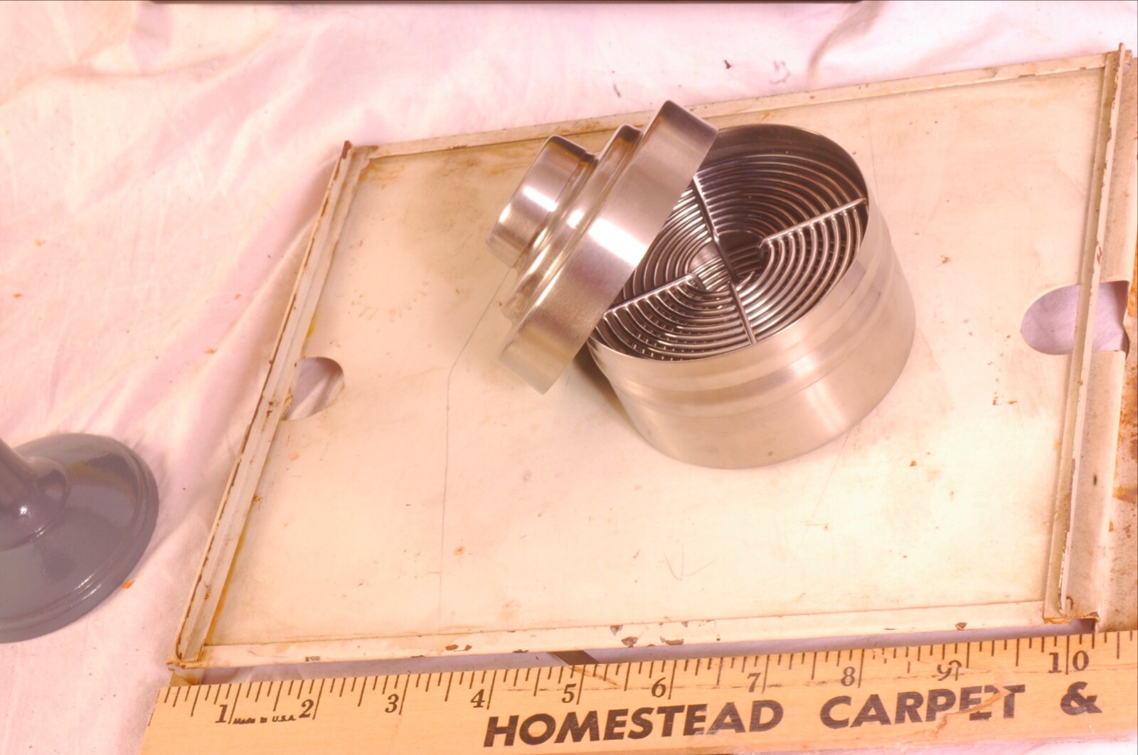 35mm Nikkor film tank, micro sight, 8x10 trays speed ezel & more darkroom lot