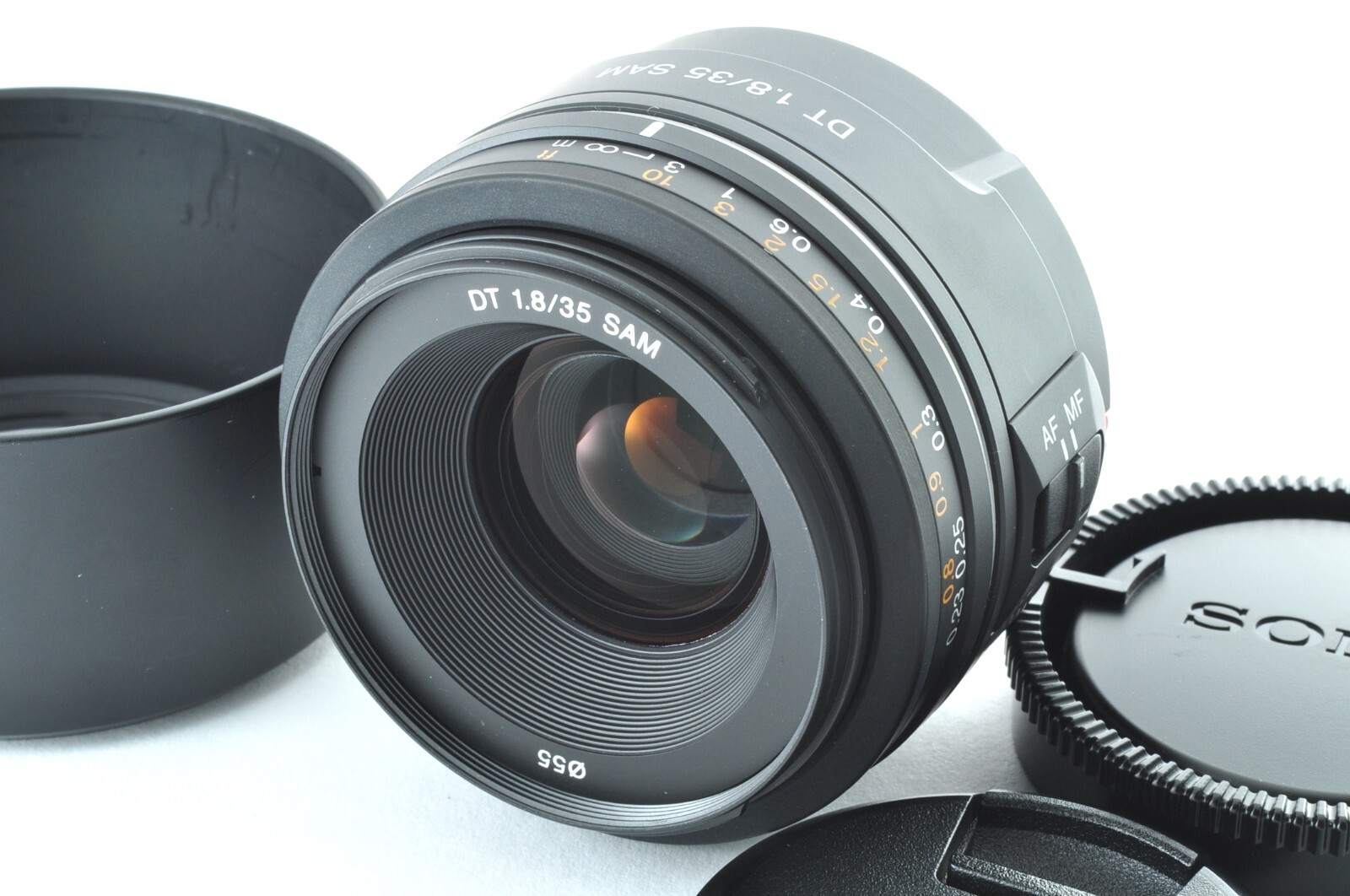 【美品】 ソニー SONY DT 35mm F1.8 SAM SAL35F18 MINT] SONY DT 35mm F1.8 SAM SAL35F18 A-Mount Wide Angle Lens