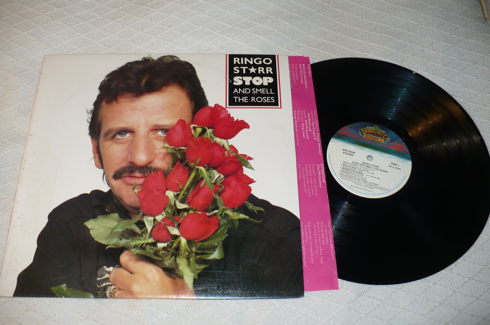 米LP Ringo Starr Stop And Smell The Roses NBI33246 The Boardwalk Entert /00260 Ringo Starr – Stop And Smell The Roses – CD (Yellow CD