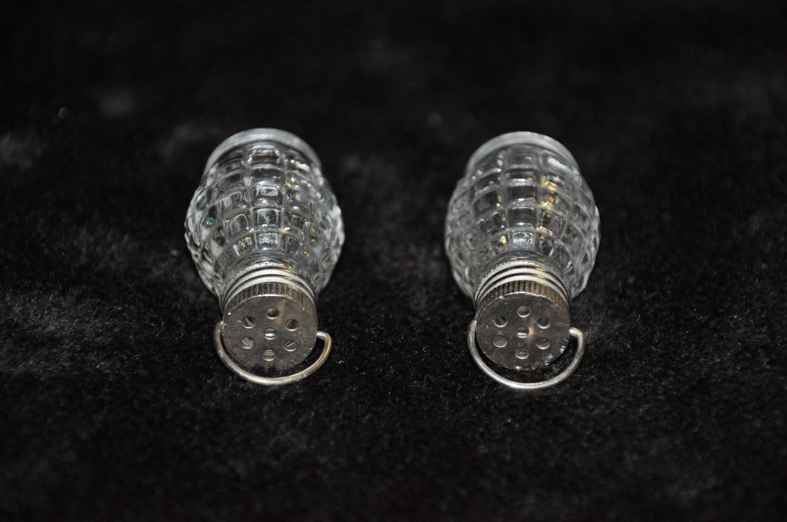 Mini Salt And Pepper Shakers Clear Cut Glass Grenade Style Vintage Miniature