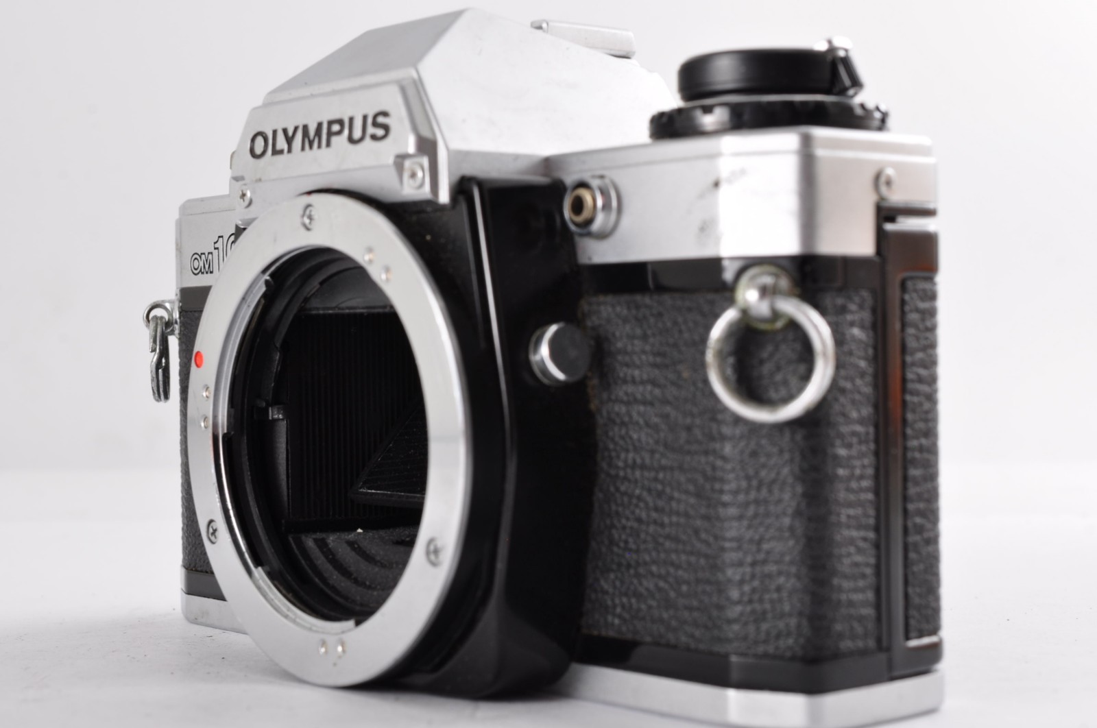 Olympus OM10 Silver 35mm SLR Film Camera [Exc+5] (382967