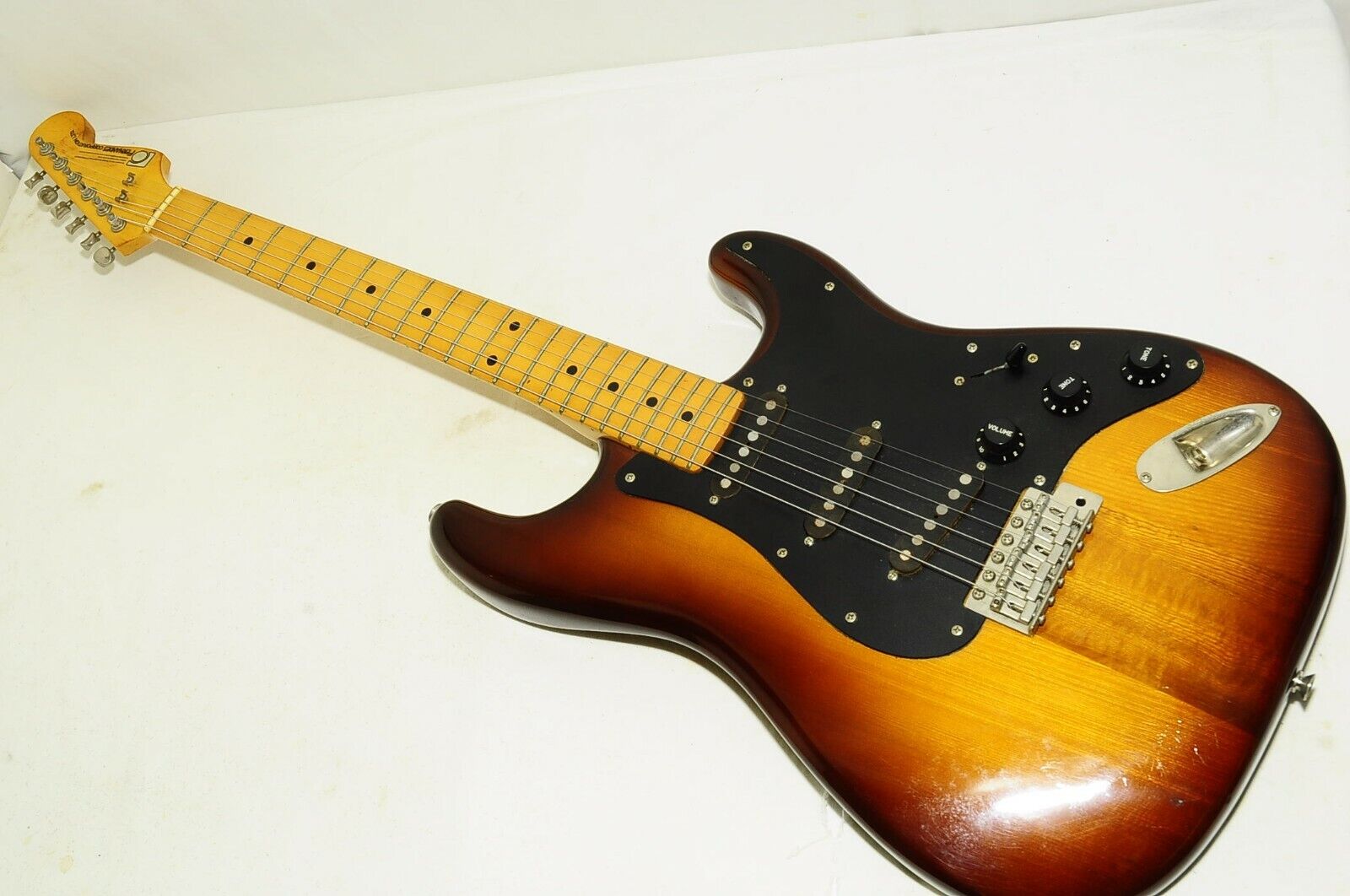Fernandes 1980s FST-65 Electric Guitar RefNo 4288 | eBay Fernandes 1980s FST-65 Electric Guitar RefNo 4288 | eBay