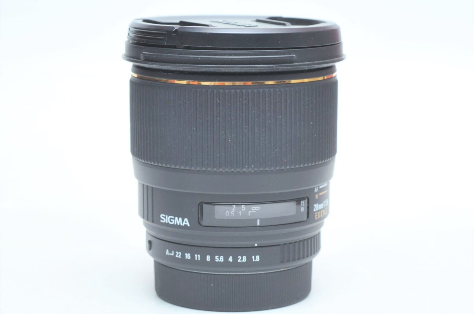 〈SIGMA〉28mm F1.8 EX DG MACRO ASPHERICAL Amazon.com : Sigma 28mm f/1.8 EX DG Aspherical Macro Large