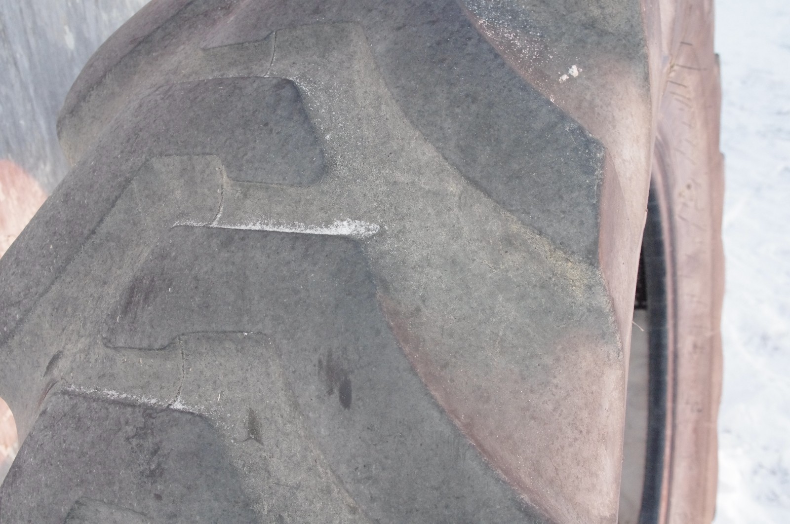 Firestone 19.5L-24 10 ply tubeles