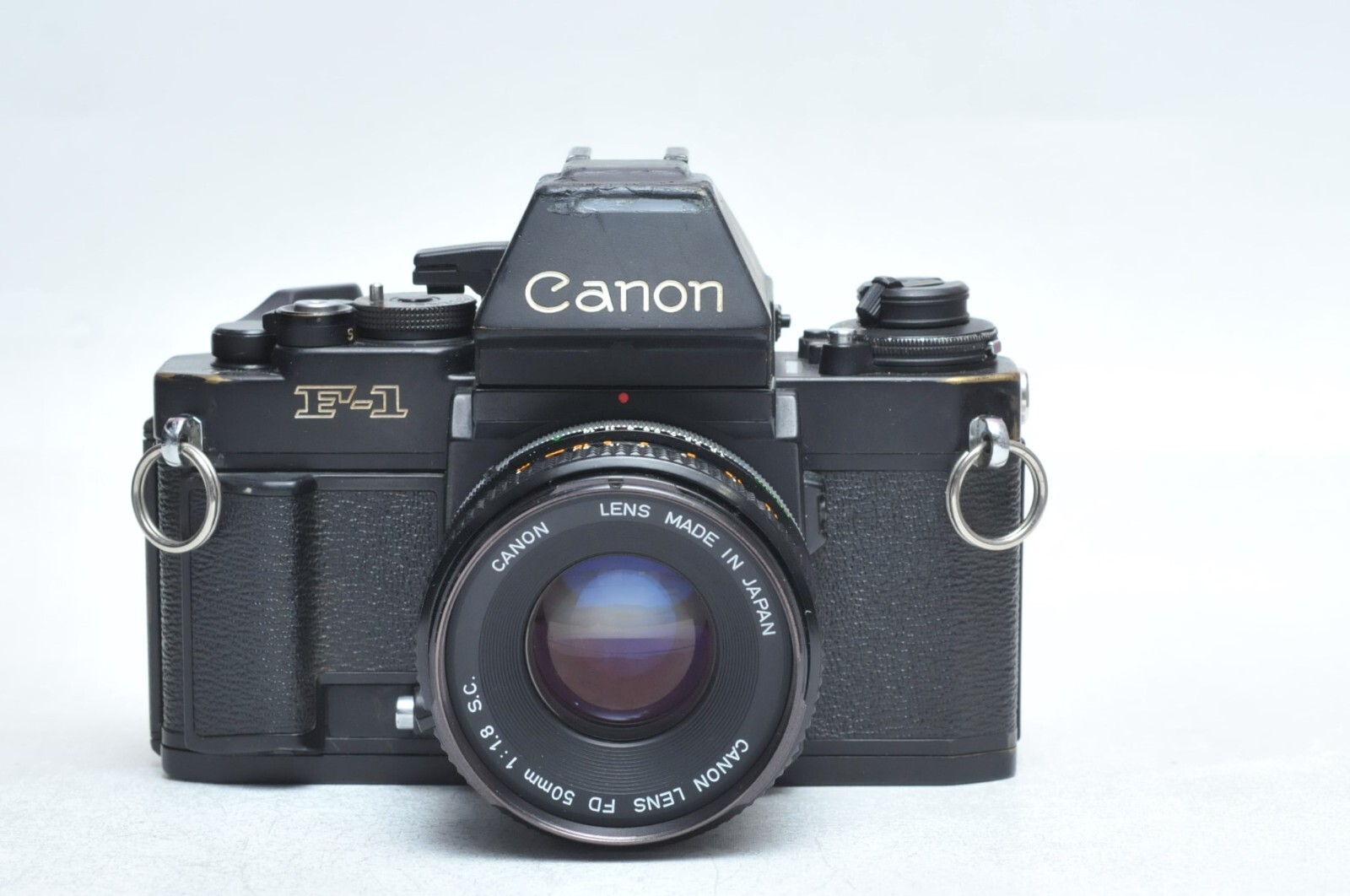 Canon F1N/F-1N 35mm SLR Film Camera Body W/FD 50mm F1.8 Lens Canon F1N/F-1N 35mm SLR Film Camera Body W/FD 50mm F1.8 Lens