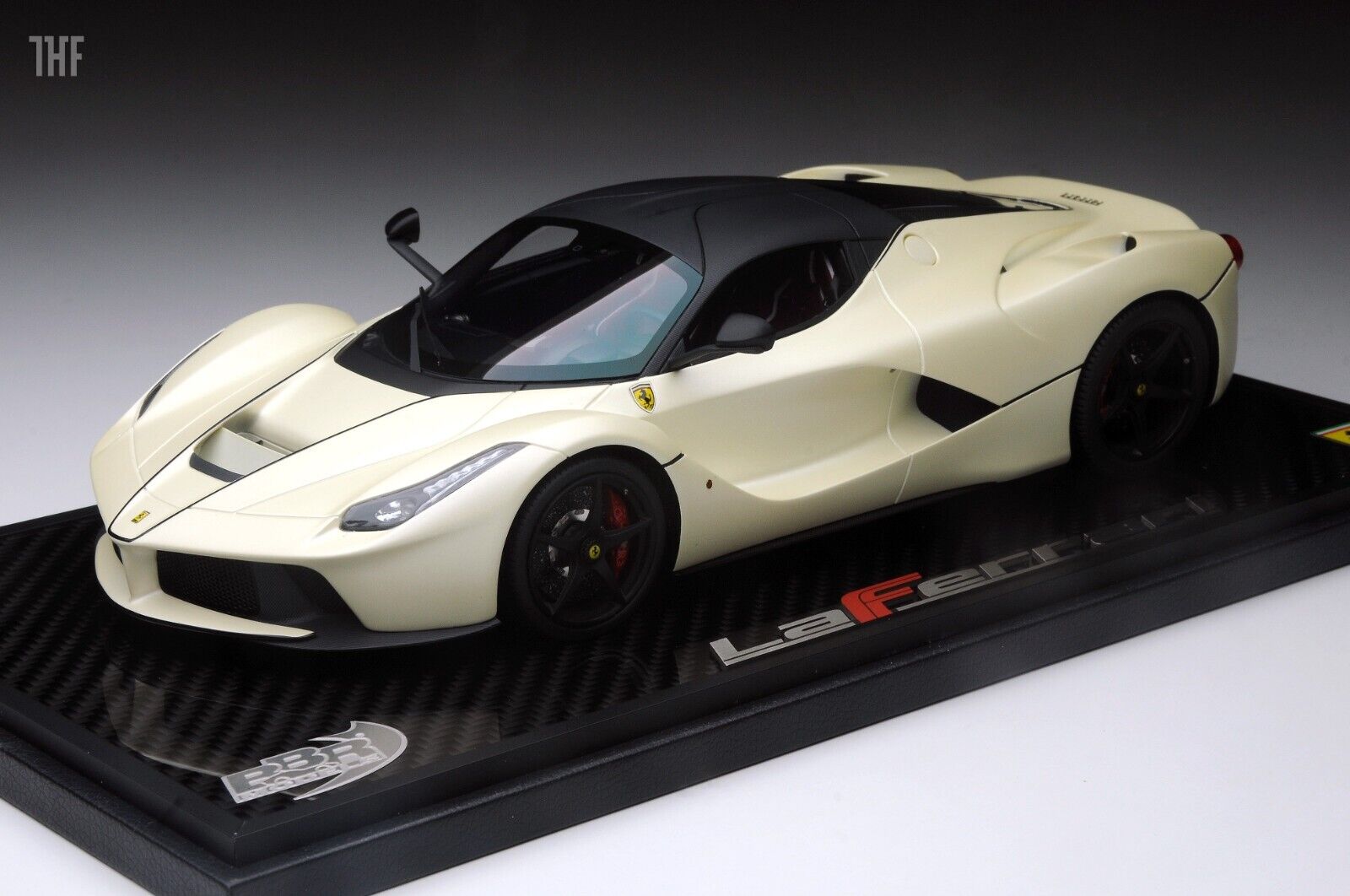 1/18 BBR Ferrari LaFerrari Matt Fuji White/Carbon roof Ltd 1/18 BBR Ferrari LaFerrari Matt Fuji White/Carbon roof Ltd