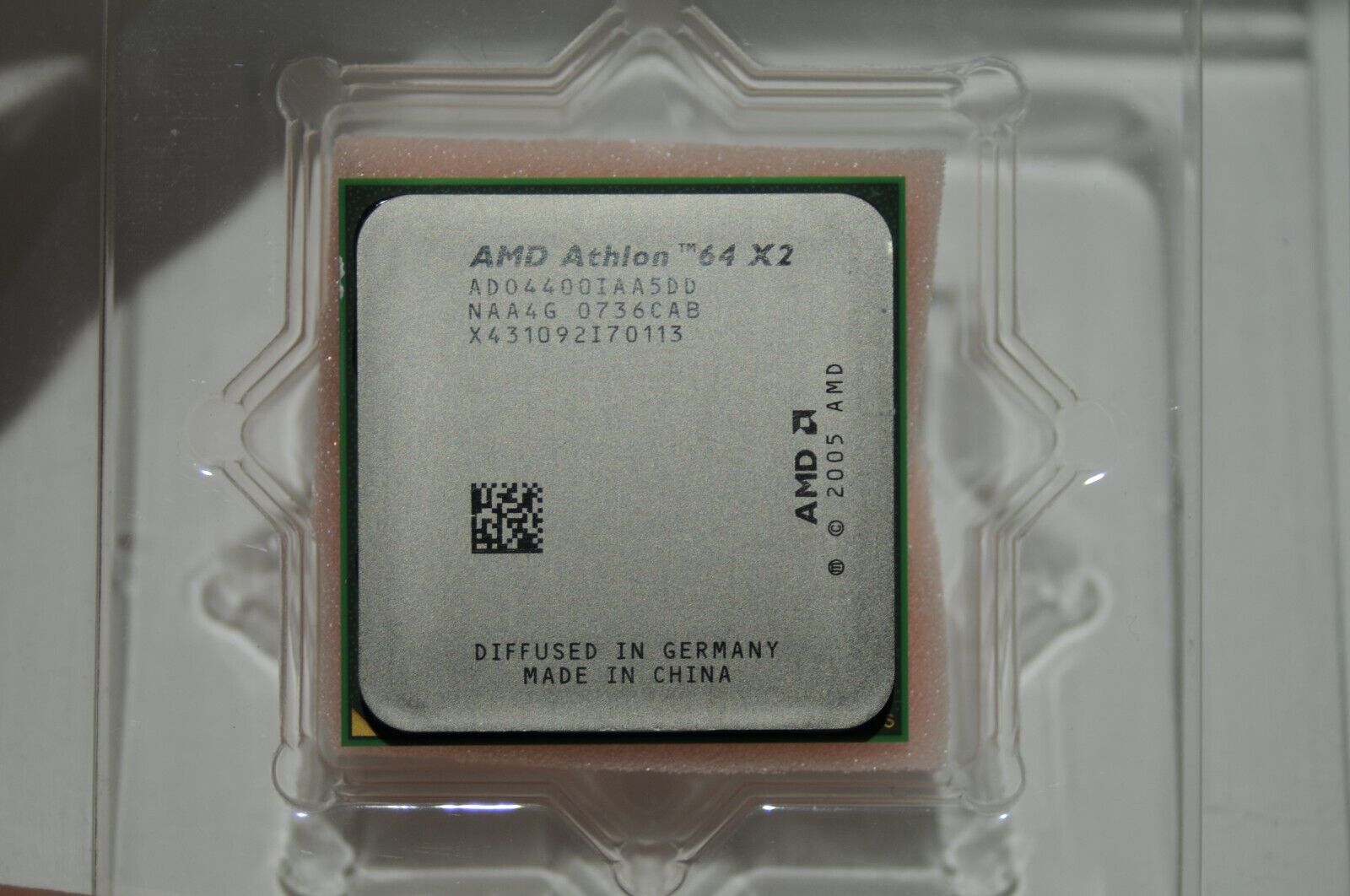 Процессор AMD Athlon 64 Socket 939. Процессор AMD Athlon 64 x2 4400+. AMD 64 Athlon x2 4400+ 2005. Co-002dd процессор. Двухъядерный процессор amd