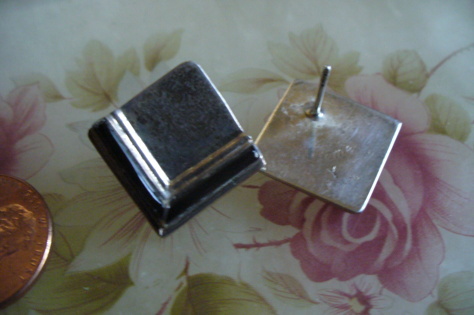 UNUSUAL Sterling Silver POST - Southwestern Black Onyx  Earrings Signed TEME Y