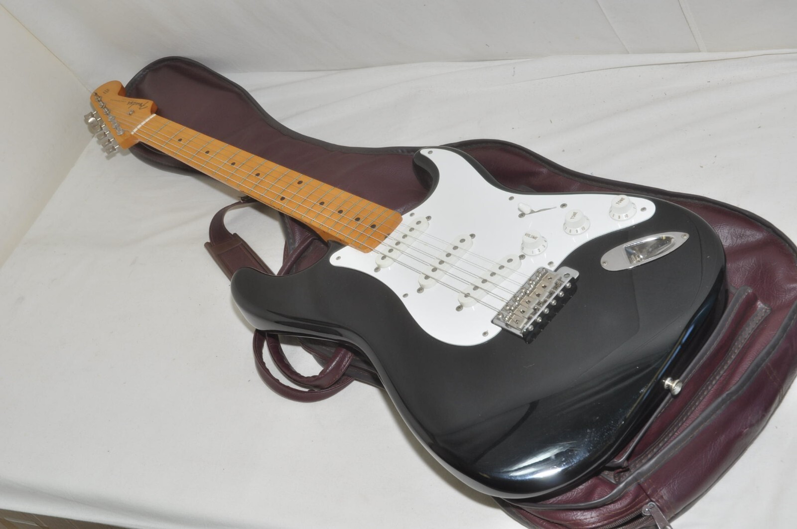 Fender Japan STRATOCASTER Electric Guitar Ref. No 6758 | eBay