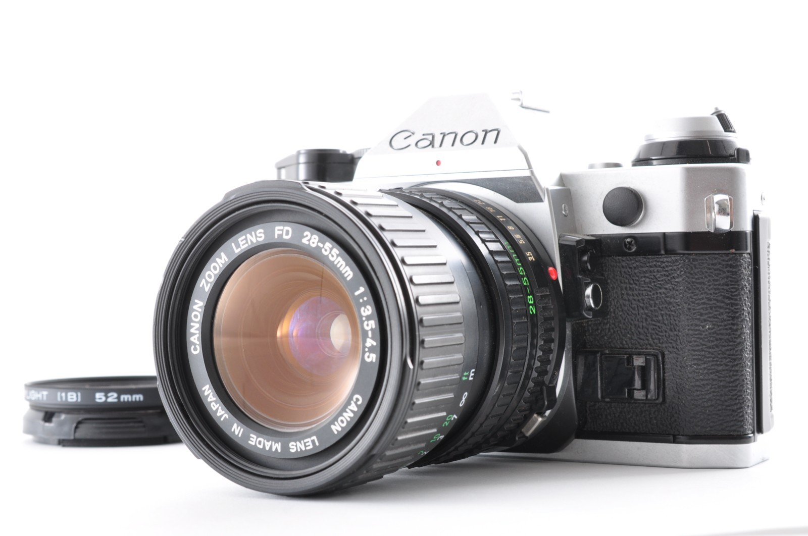 Canon AE-1 Silver / Lens New FD 28-55mm f/3.5-4.5 Excellent+