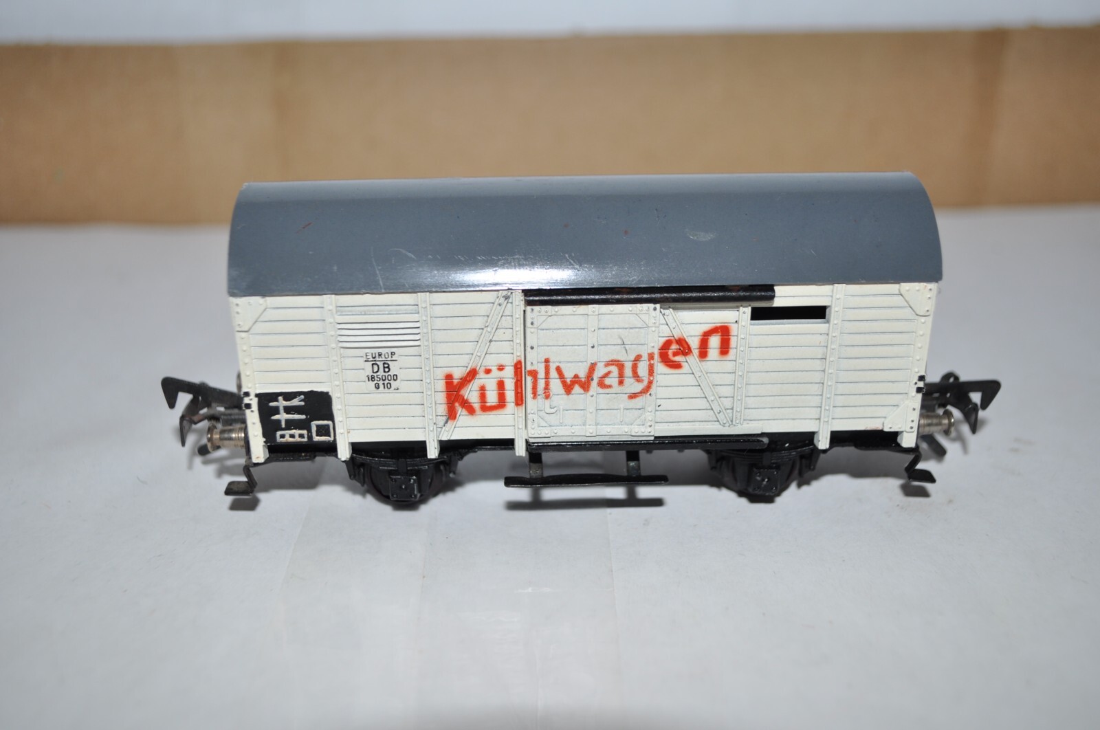 Vintage Fleischmann (1462) - 2-axle Box Car - 
