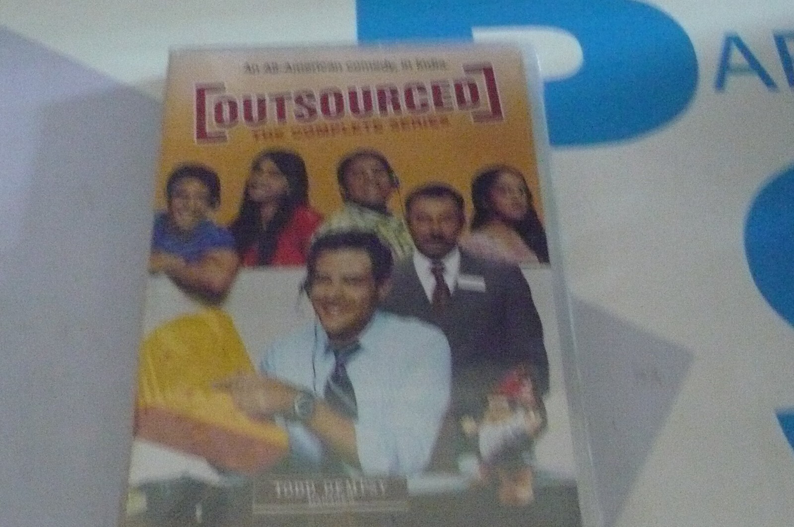 【中古】 Outsourced: Complete Series (DVD) (Import) Amazon.com: Outsourced: The Complete Series [DVD] : Ben