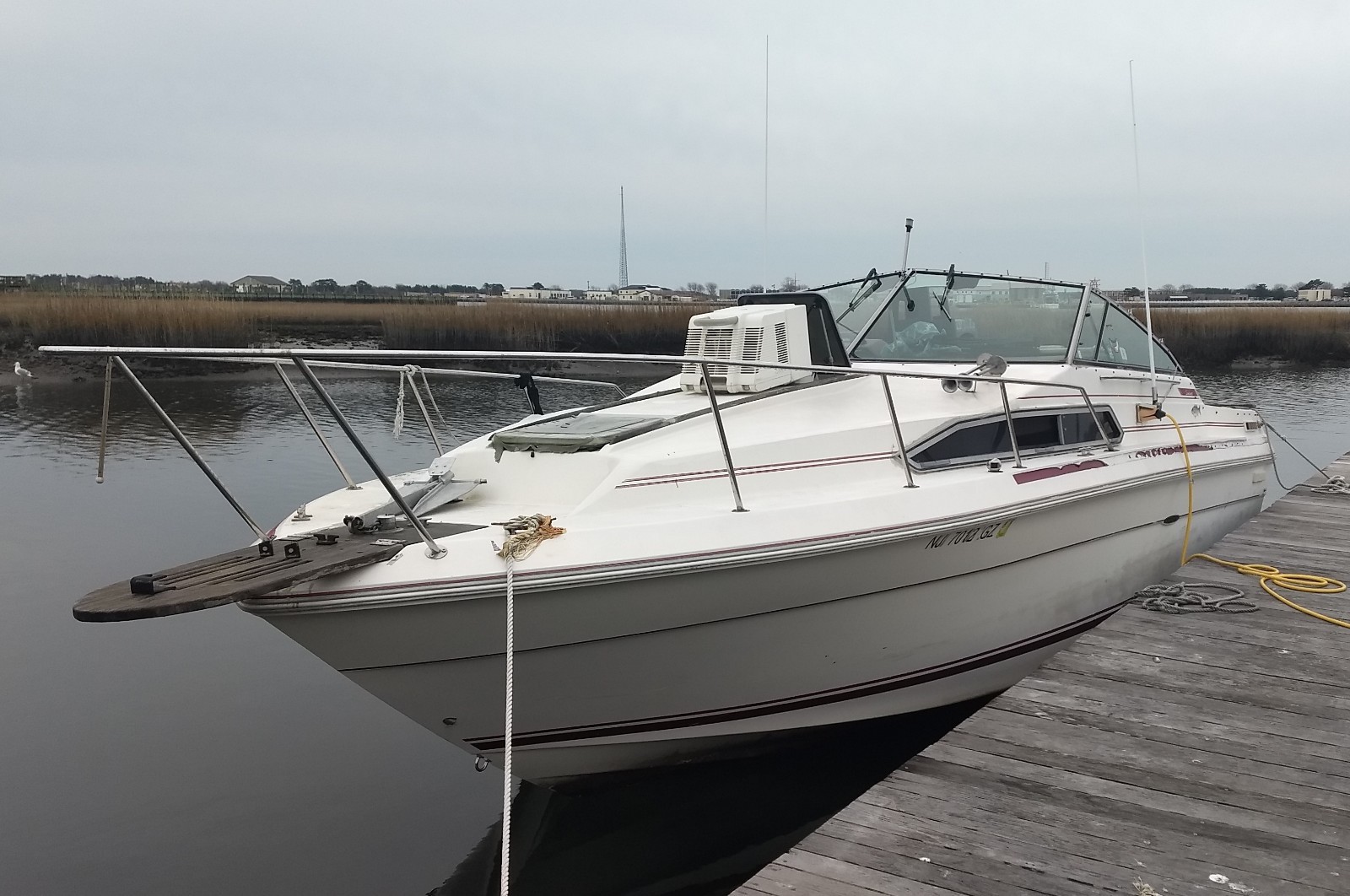 1985 Sea Ray Sundancer 27' Cabin Cruiser - New Jersey