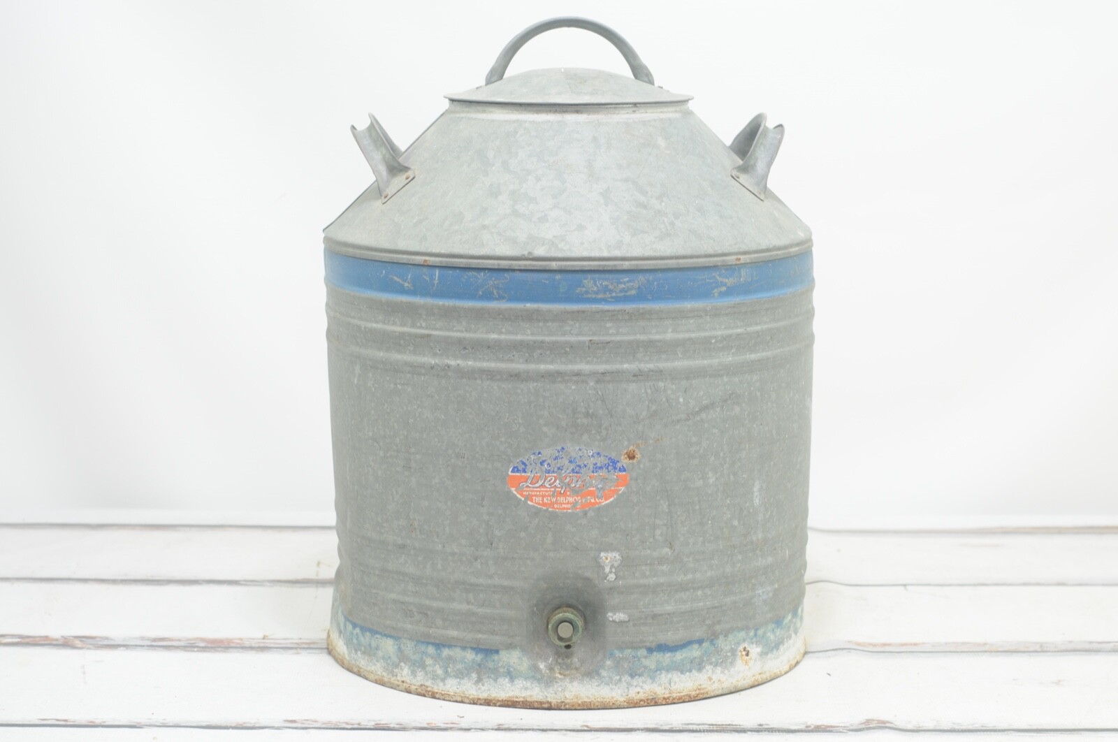 Rare Vintage Delphos 10 Gallon Heavy Duty Lined Galvanized Water Cooler