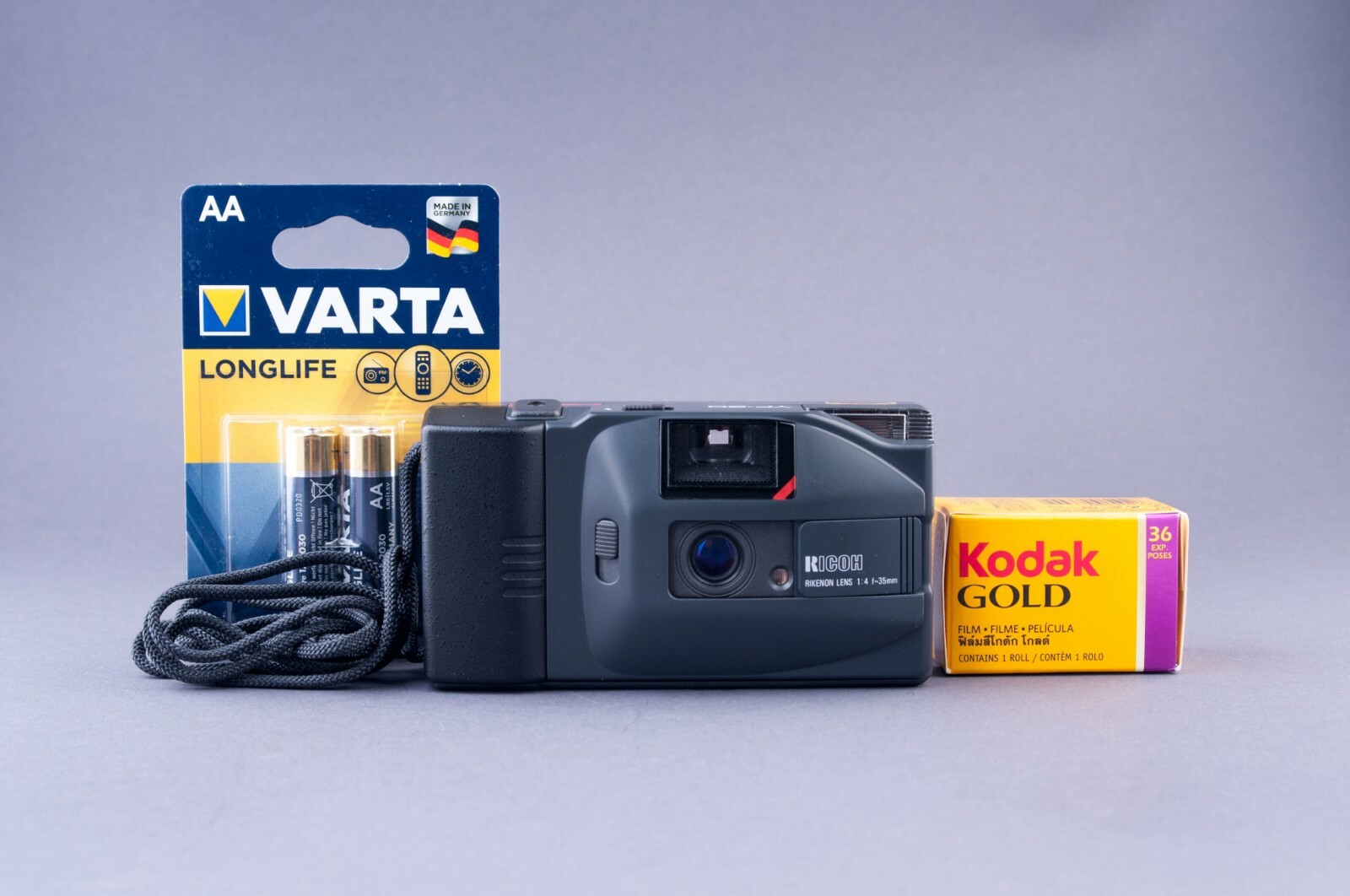 RICOH YF-20 コンパクトカメラ Ricoh YF-20 35mm Point & Shoot Film Camera | Electric Drive