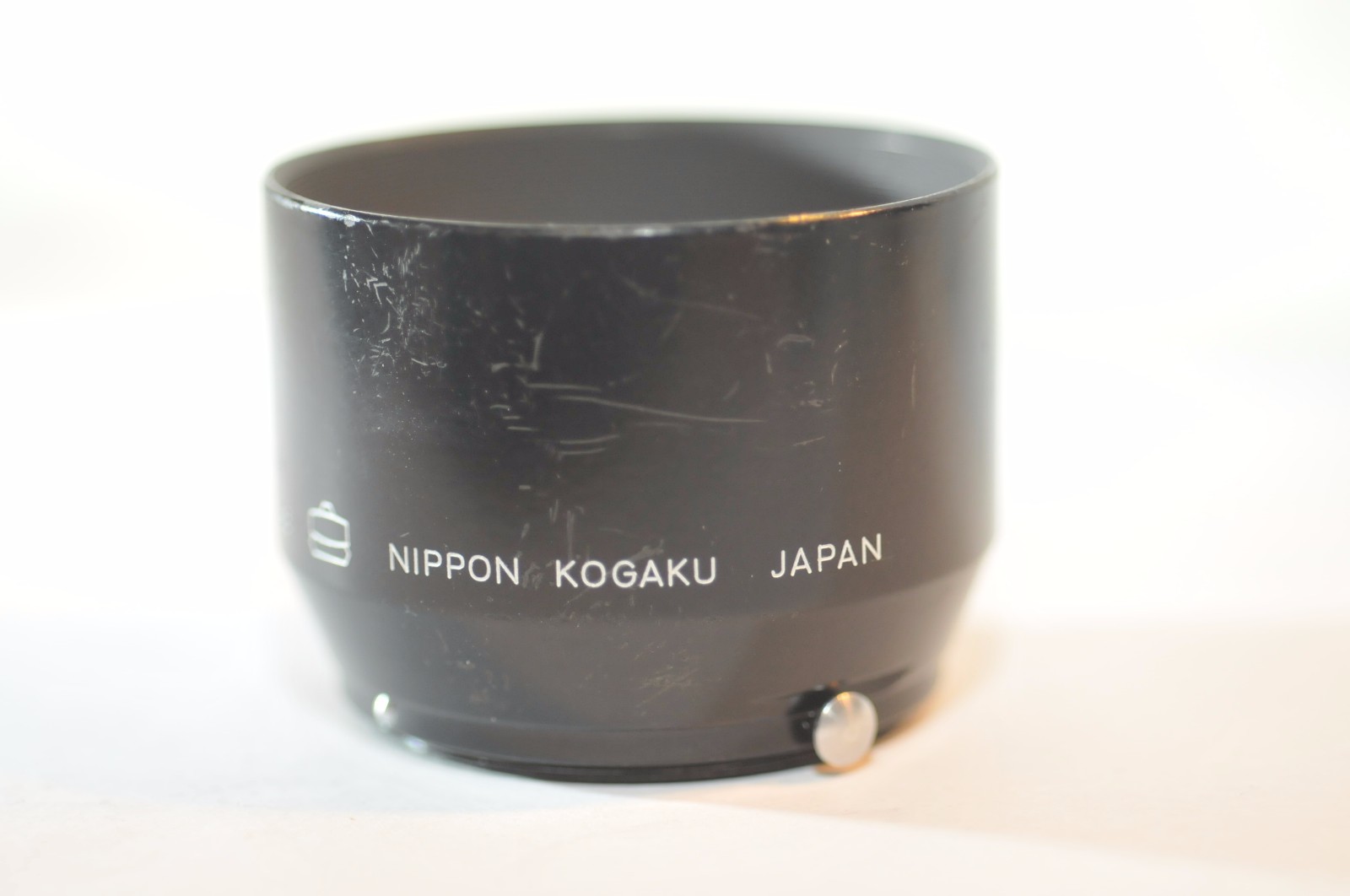 Nikon rangefinder 13.5cm f/3.5 lens hood Nippon Kogaku Tokyo for RF 135mm lens