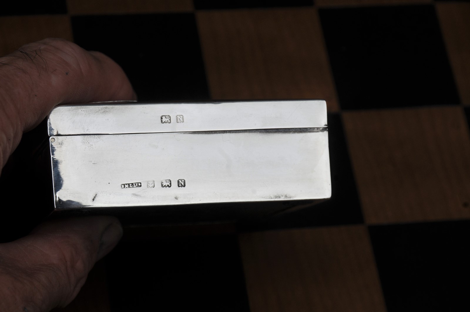 Lovely Vintage HALLMARKED STERLING SILVER jewlery box 220 g