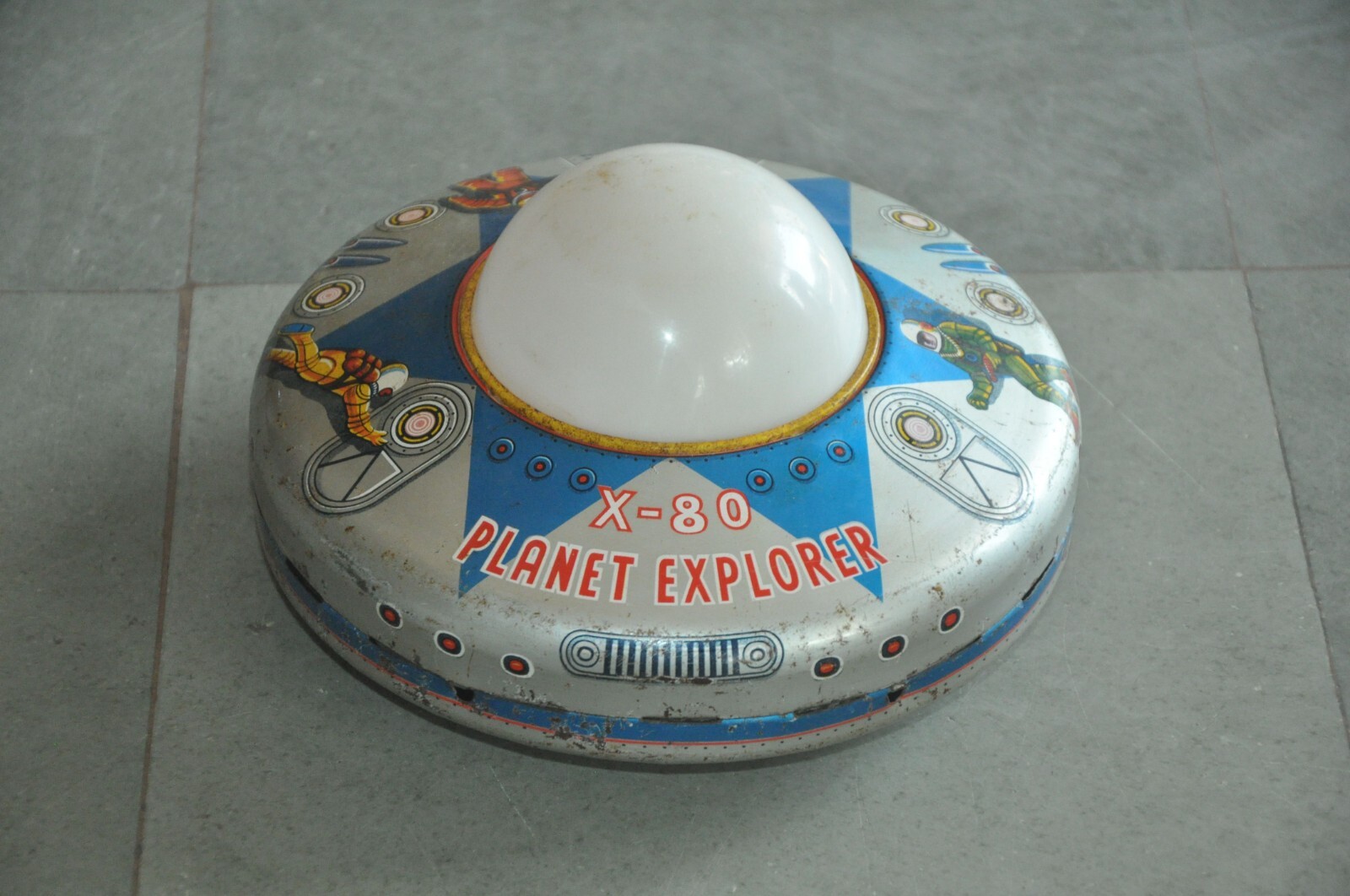 Vintage X-80 Planet Explorer MT Trademark Battery Litho Tin