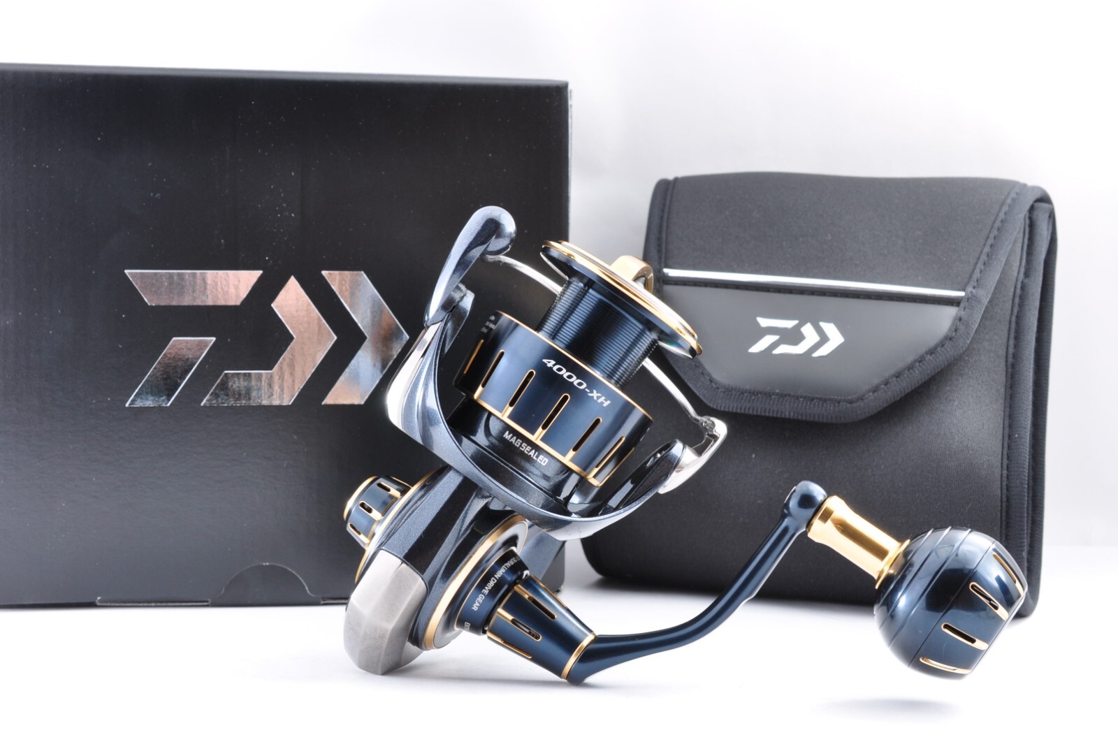 DAIWA 23SALTIGA 4000-XH スピニングリール Daiwa 23 SALTIGA 4000-XH Spinning Fishing Reel Made in Japan