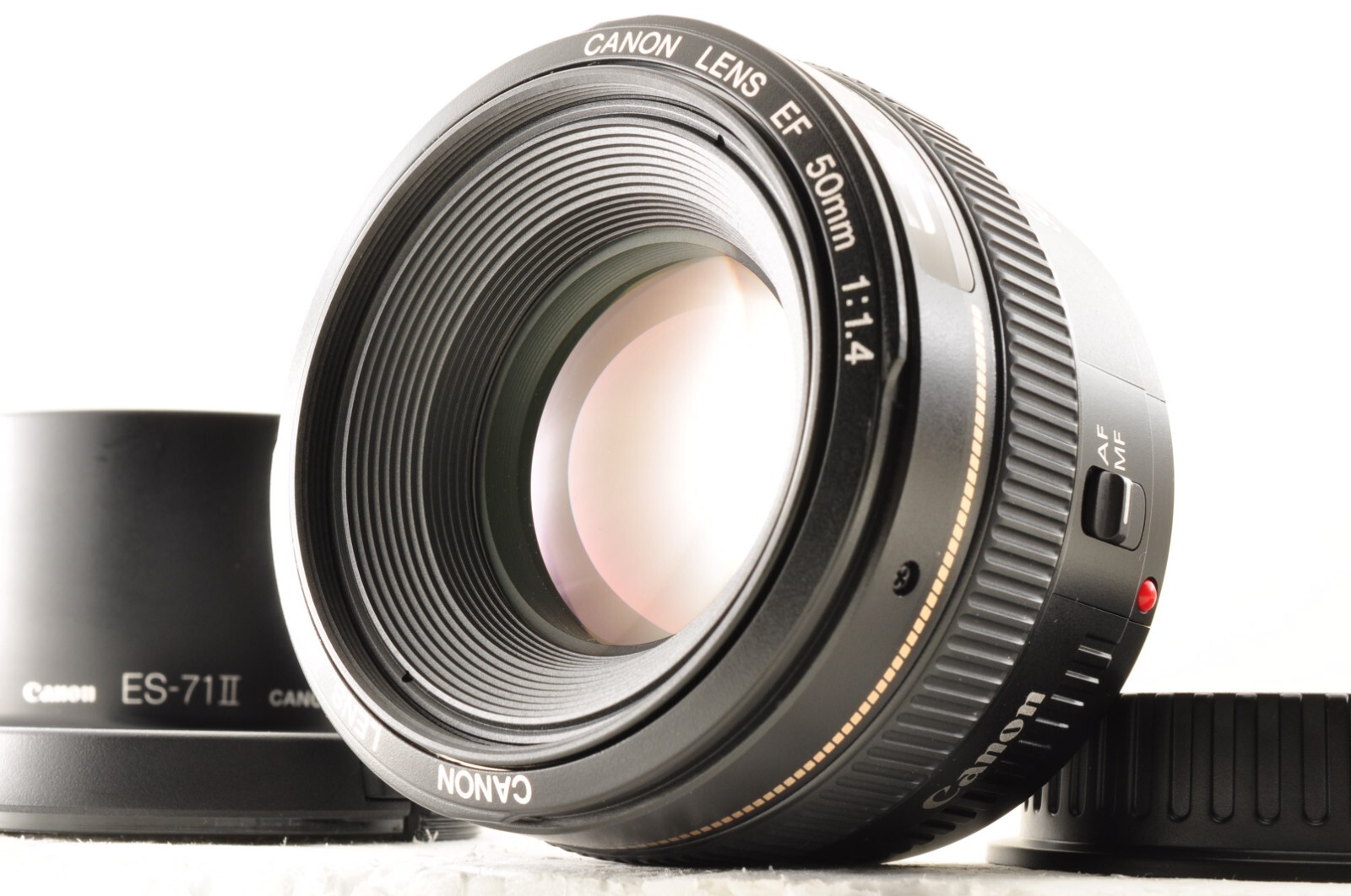 Mint* Canon EF 50mm f/1.4 USM Standard AF Prime Lens w/Hood Mint* Canon EF 50mm f/1.4 USM Standard AF Prime Lens w/Hood