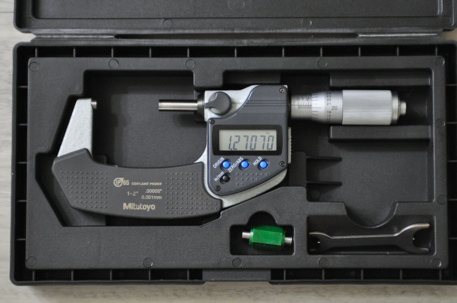 MITUTOYO DIGITAL MICROMETER 12 INCH, MODEL 29333630, SPC OUTPUT