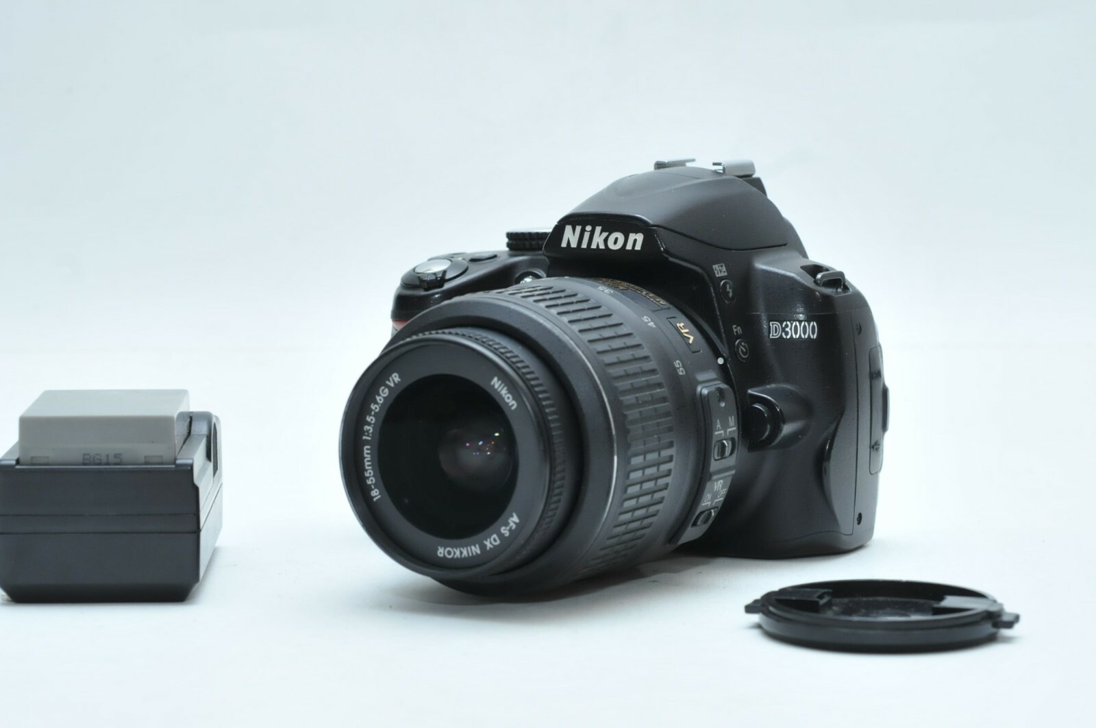 Nikon D3000 DSLR Camera with 18-55mm f/3.5-5.6 Auto Focus VR