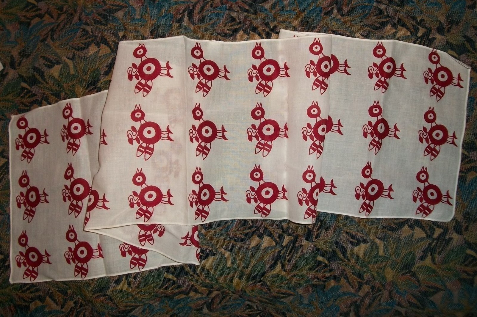 VINTAGE RARE FRANKIE WELCH SCARF DESIGNER RICHMOND VA, MINT STORED RED BIRD