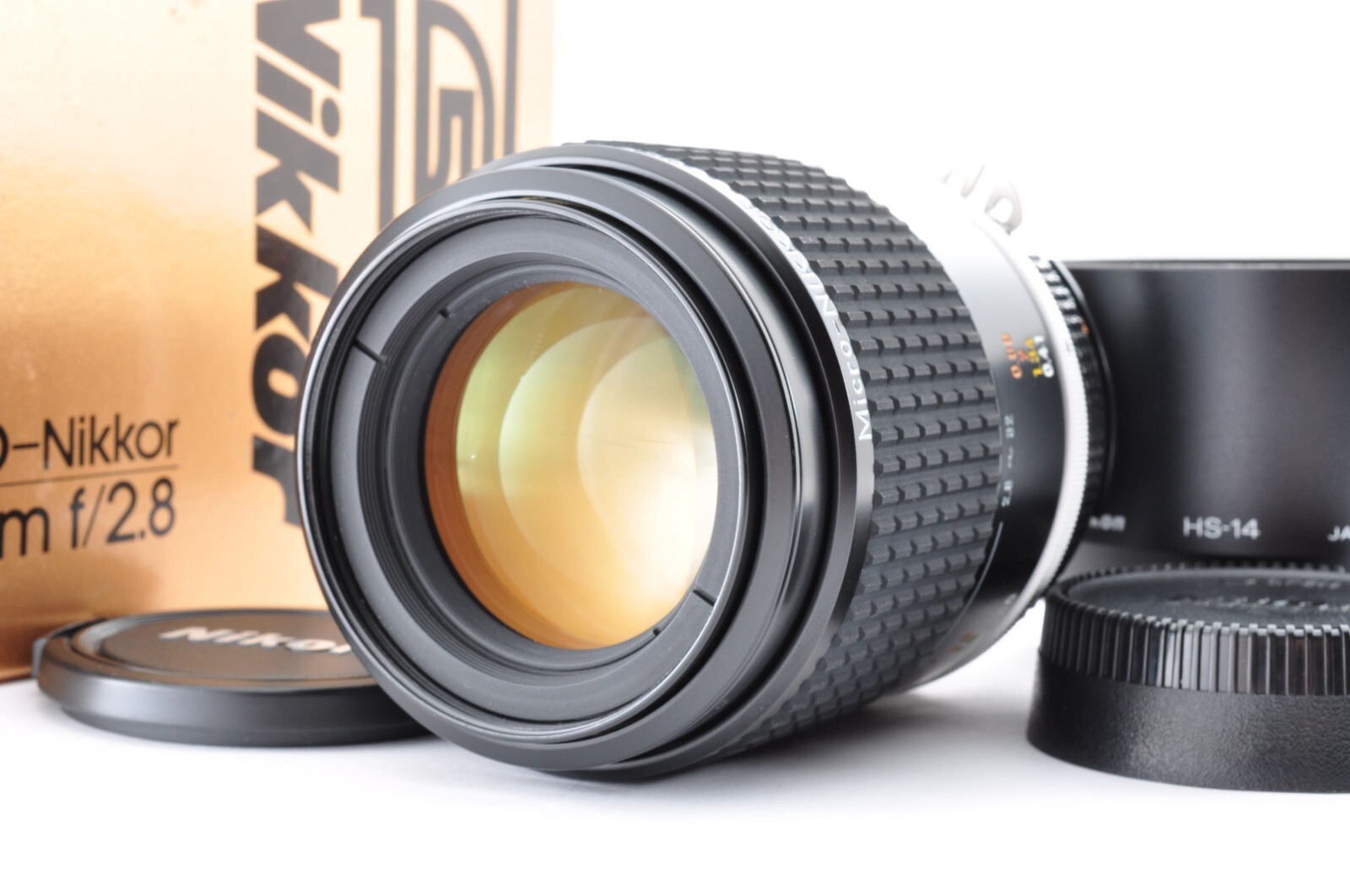 Nikon Ai-S Micro NIKKOR 105mm F2.8 MF Macro Lens F Mount Nikon Ai-S Micro NIKKOR 105mm F2.8 MF Macro Lens F Mount
