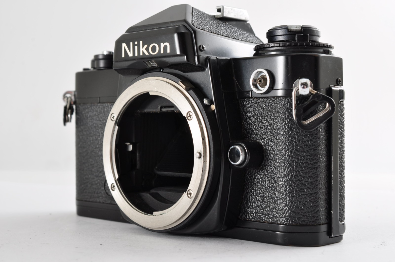 Nikon　FE Nikon FE - Camera Review - Casual Photophile