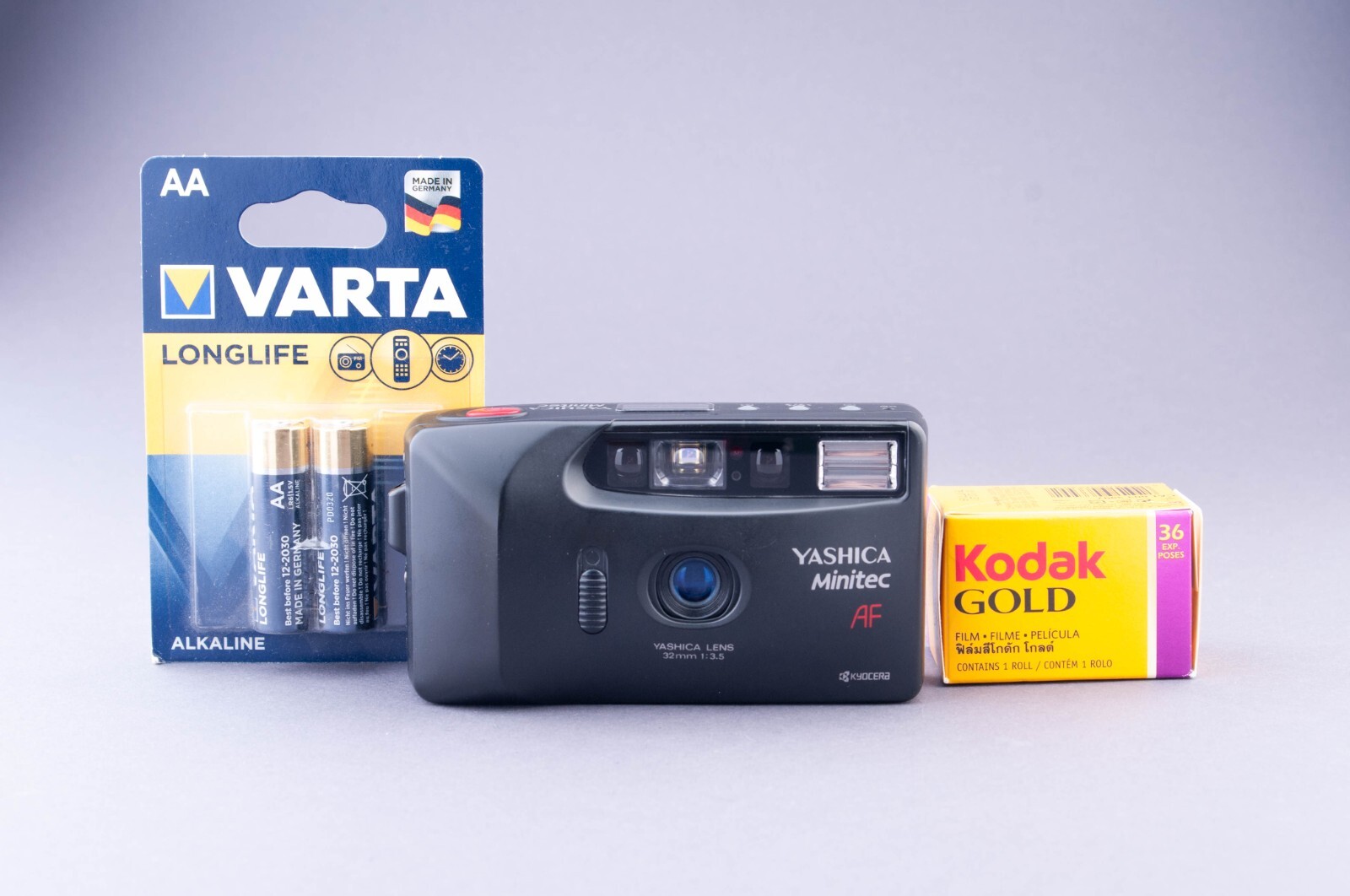 フィルムカメラ YASHICA AW-mini AF Yashica AW Mini A Fully Automatic And Weatherproof 35mm Film