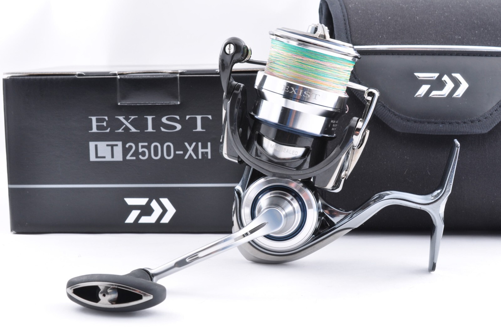 tak　美品DAIWA 18EXIST lt2500 Daiwa 18 Exsist LT 2500-XH Spinning Fishing Reel Near Mint