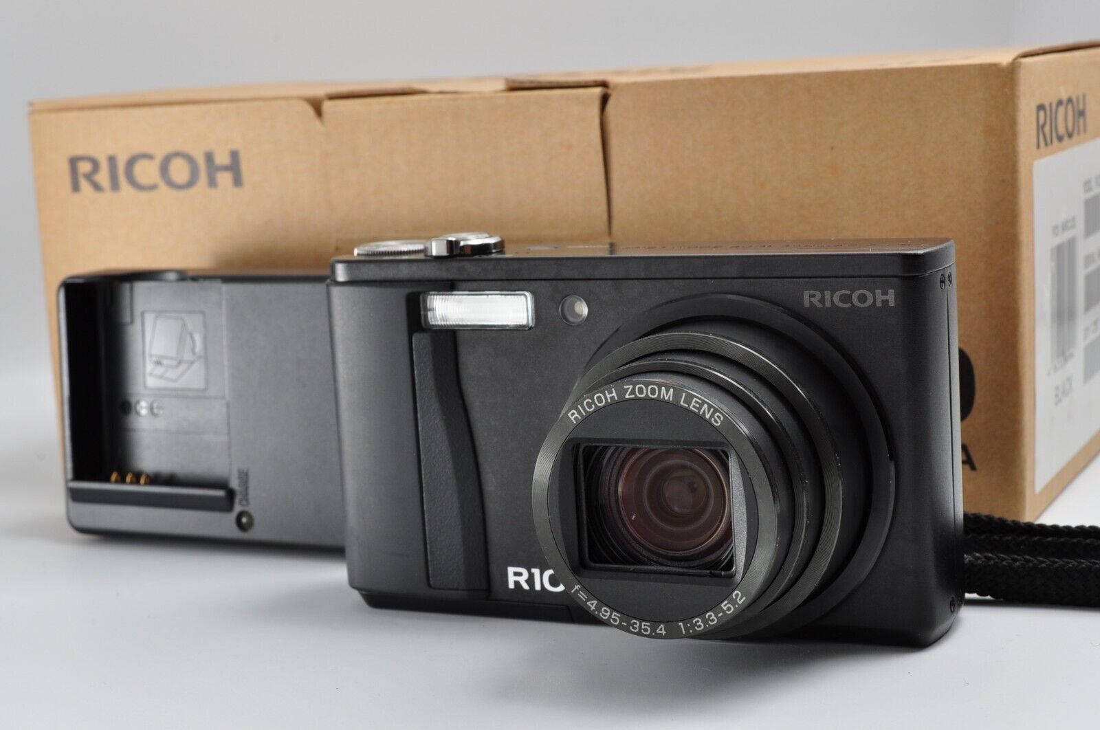In BOX **Shots 647**】 Ricoh R10 Black 10.0MP Compact In BOX **Shots 647**】 Ricoh R10 Black 10.0MP Compact