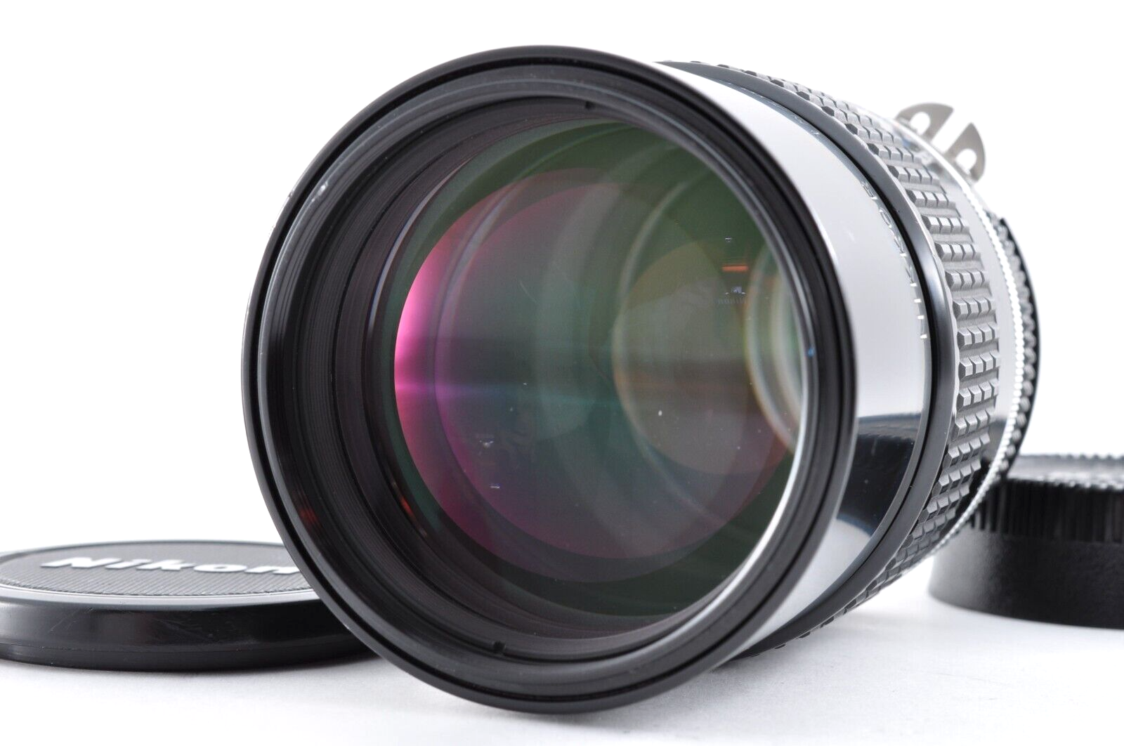 ★美品★ Nikon Ai-s NIKKOR 135mm 1:2.8 Nikon Ai-s AIS NIKKOR 135mm f/2.8 MF Wide Angle Lens
