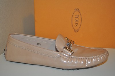 NEW TOD's Gommino Double-T Striated Driving Flat Shoe Patent Leather Nude 9.5