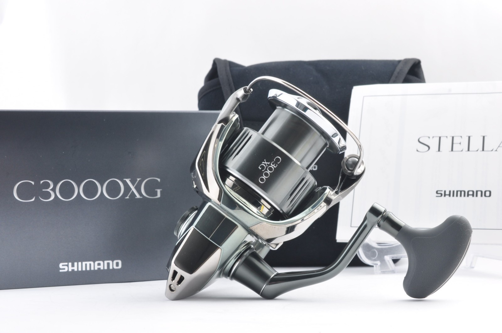 Shimano 22 STELLA C3000XG Spinning Reel Ship from Japan New