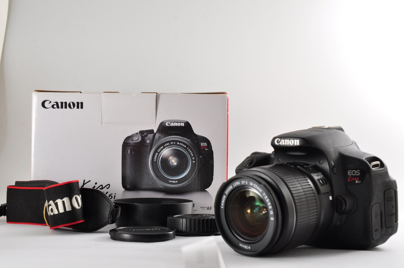 Canon EOS Kiss X6i / Rebel T4i /w/ EF-S 18-55 IS II [Exc+4