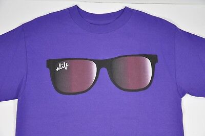 Men's Alife, 100% Cotton T-shirt. made in USA. size M.  Retail $30 - Purple