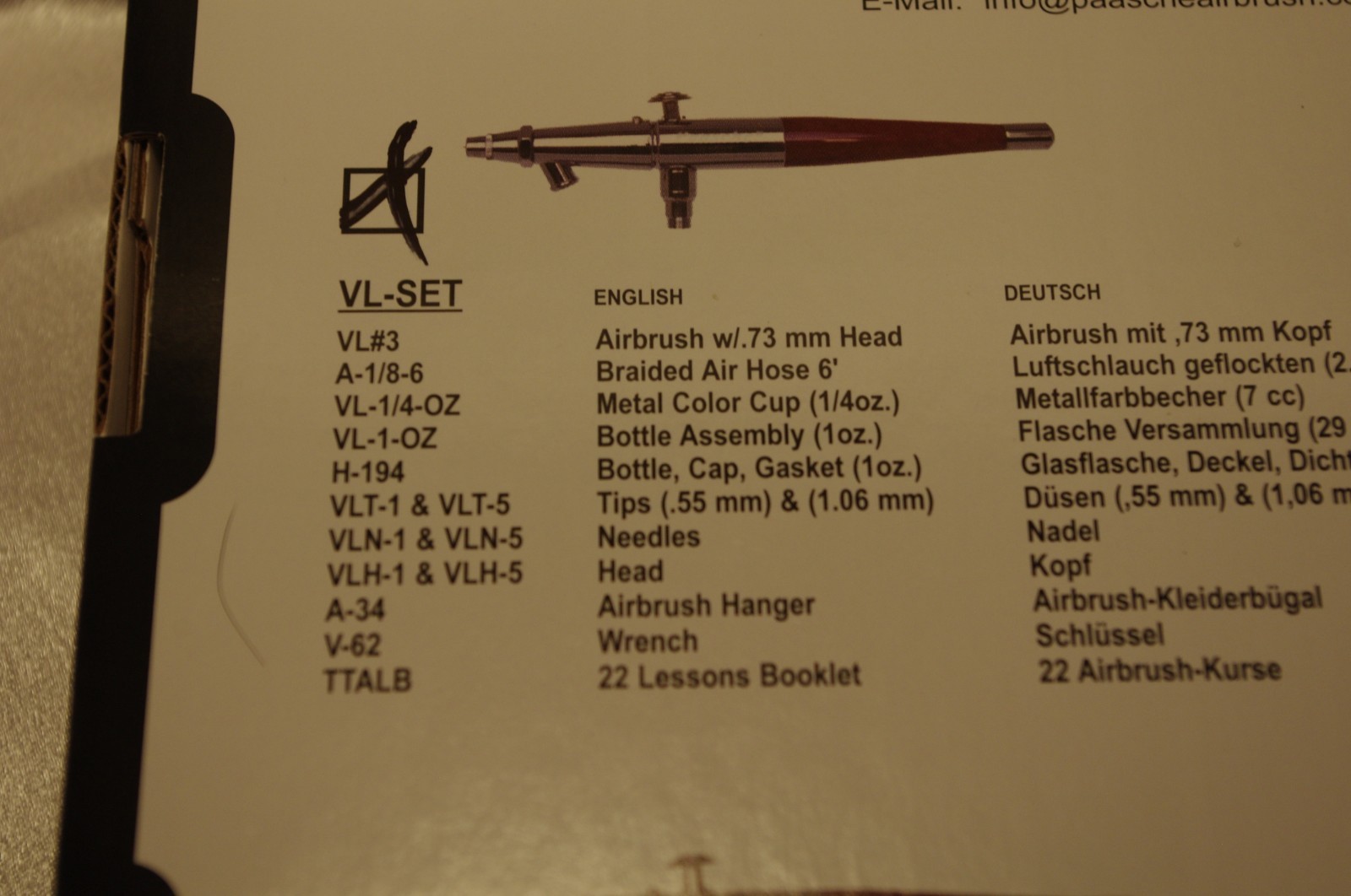 Paasche VL siphon feed double action airbrush internal mix.55.73 1.06 head sizes