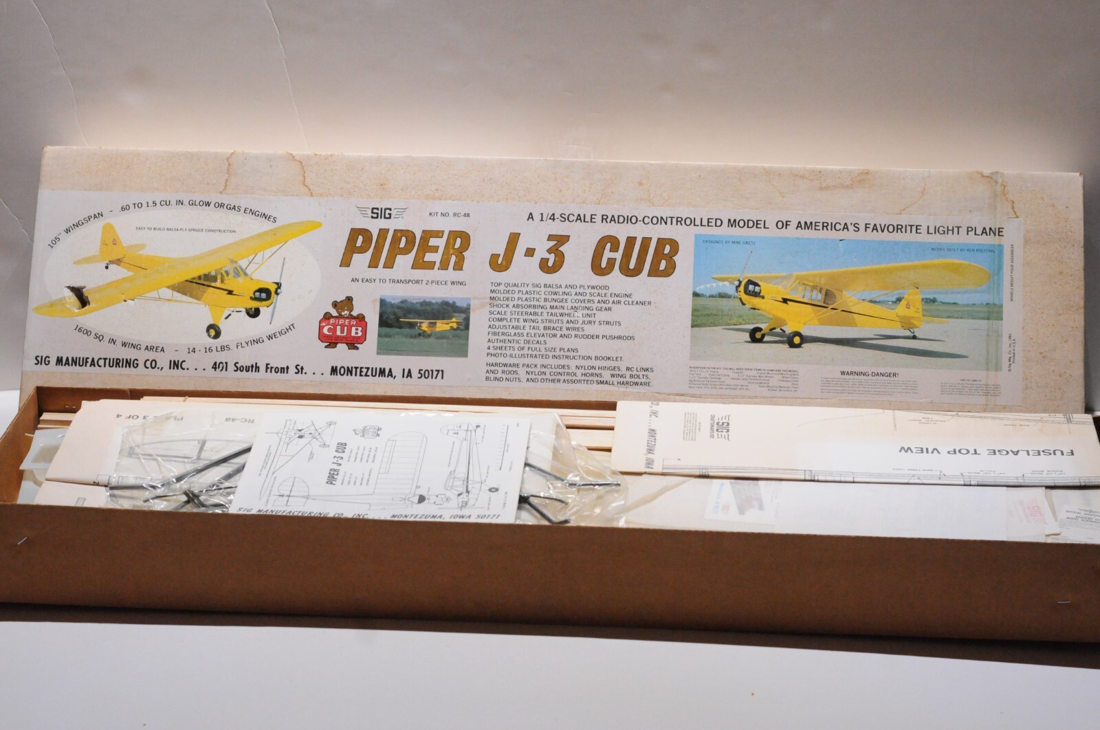 SIG MANUFACTURING PIPER J-3 CUB ¼ SCALE R/C AIRCRAFT KIT 105