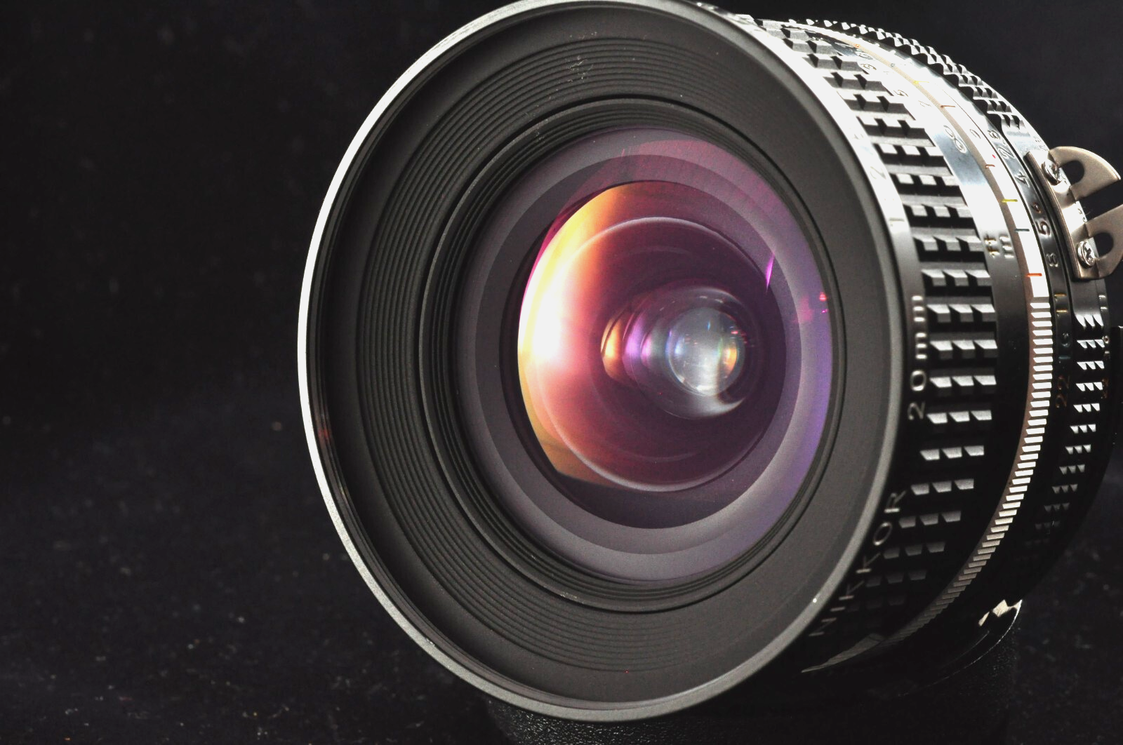 TOP Mint Nikon Ai-s aisNikkor 20mm F/2.8 Wide Angle Lens For