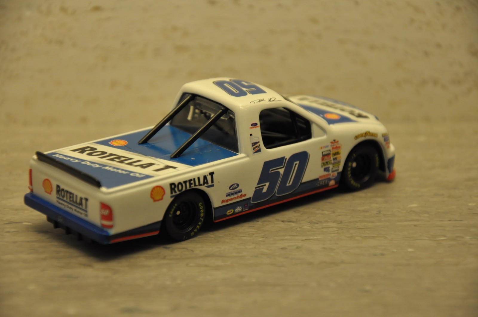 Sopus' 2005 Todd Kluever/Rotella T #50 Nascar Craftsman Truck  - NIB - 1:43