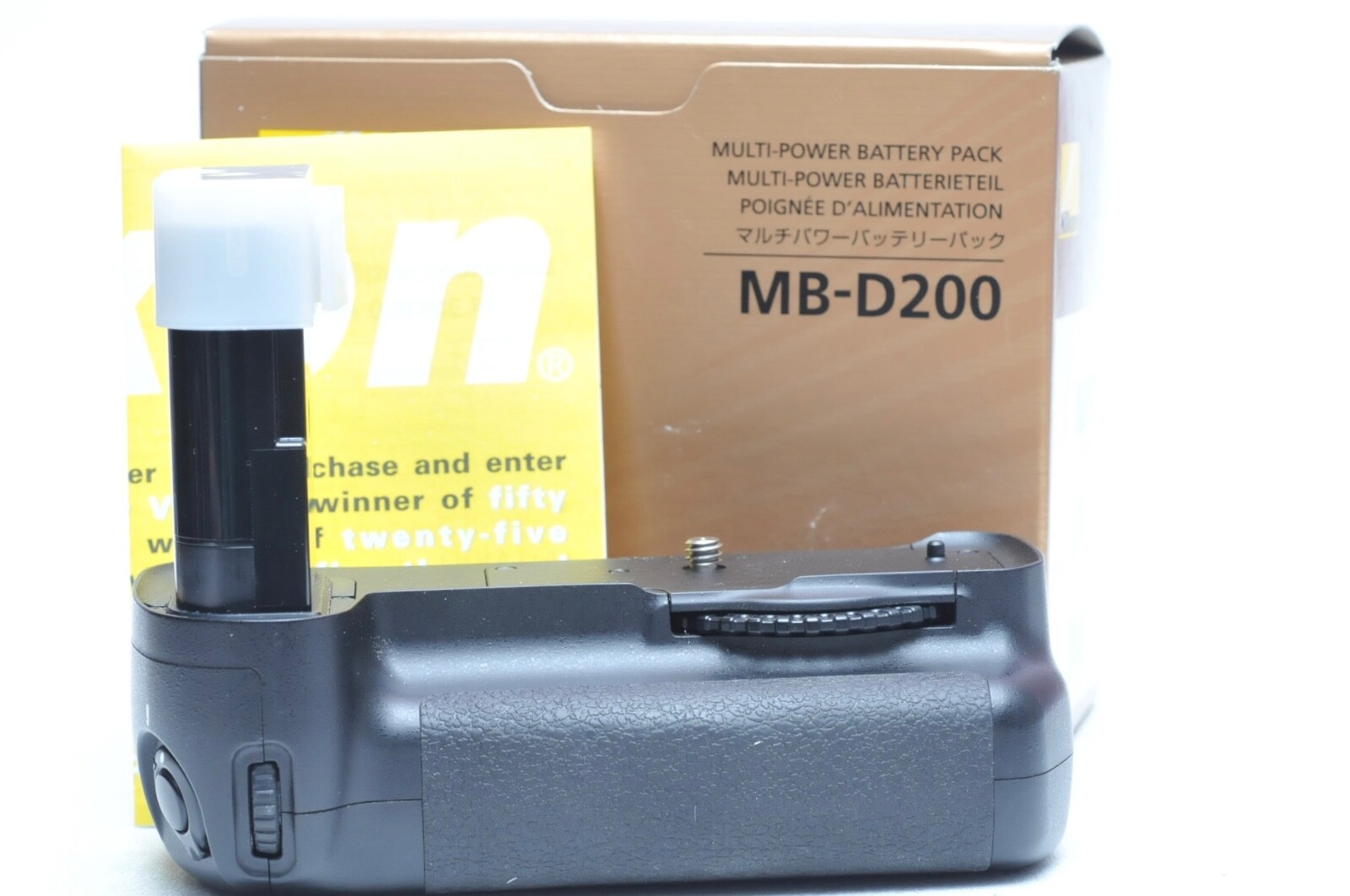 その他 Nikon MB-D200 MULTI POWER BATTERY PACK Nikon MB-D200 Multi Power Battery Pack & Nikon Battery