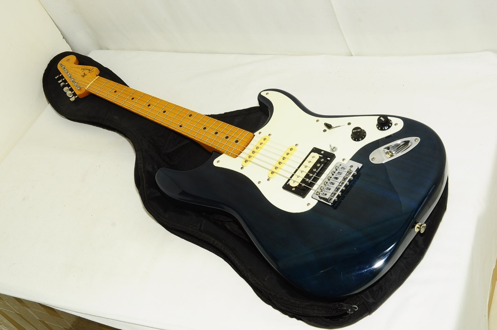 Fender Japan ストラト　O0シリアル（97〜00製） Fender Japan ストラト O0シリアル（97〜00製） Fender Japan