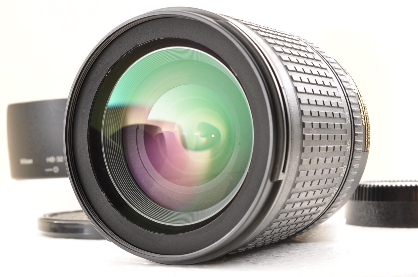 Nikon AF-S 18-135mm f/3.5-5.6 G ED DX Zoom-Nikkor Lens w